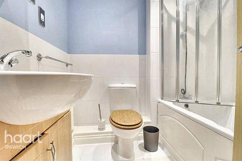 60 Celestion Drive, Ipswich, IP3 8GF