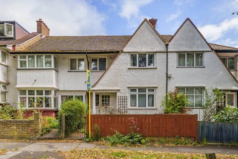 4 bedroom flat to rent, Park Drive, Gunnersbury, London, W3