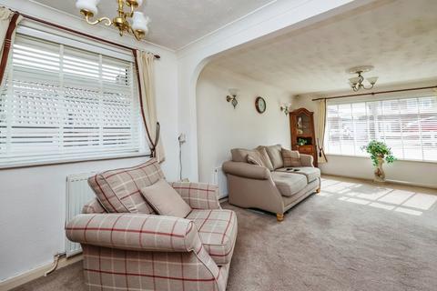 2 bedroom detached bungalow for sale, Ferrers Way, Ripley DE5