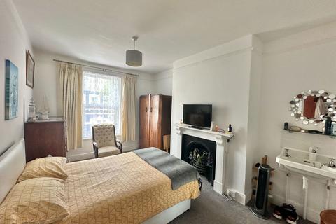 20 Bampfylde Road, Torquay, TQ2 5AR