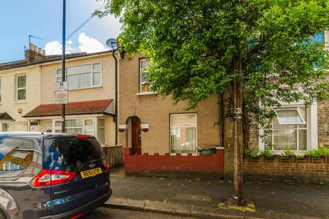 3 bedroom house to rent, Dean Street, Forest Gate, London, E7