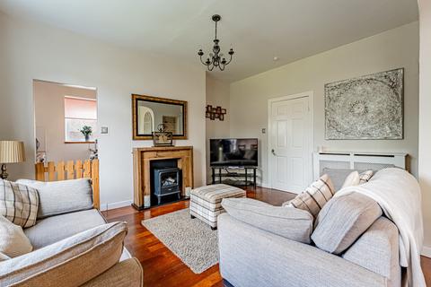 46 Ardmay Crescent, Glasgow, G44 4PS
