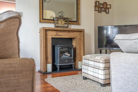 46 Ardmay Crescent, Glasgow, G44 4PS