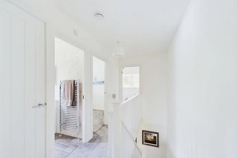 87b Brompton Lane, Rochester, ME2 3BA