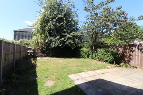 3 bedroom detached house to rent, Copymoor Close, Wootton