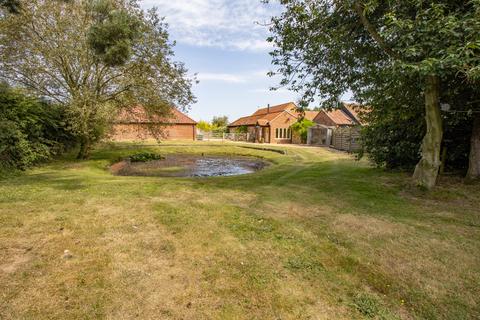 4 bedroom barn for sale, Honingham