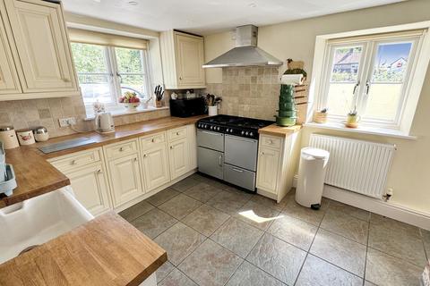 4 Brook Street, Warminster, BA12 8DN