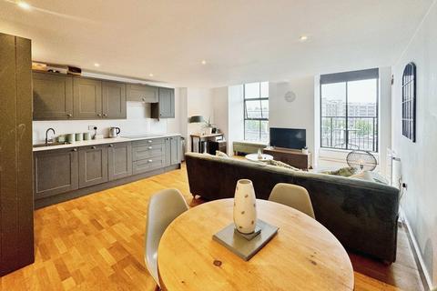 2 bedroom apartment for sale, Roberts Wharf