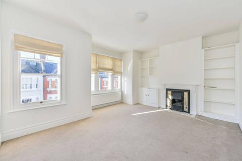 4 bedroom flat for sale, Gayville Road, Between the Commons, London, SW11