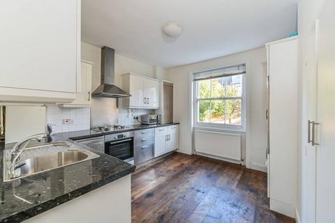 4 bedroom flat for sale, Gayville Road, Between the Commons, London, SW11