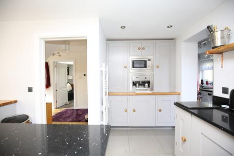 2 Walnut Drive, Mancetter, Atherstone, CV9 1NT