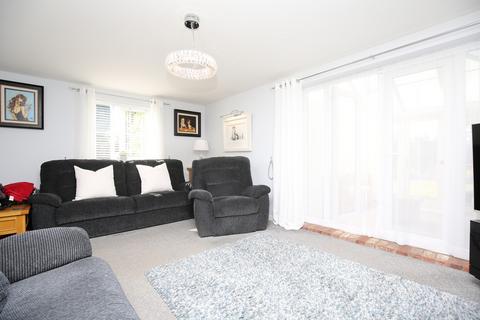 2 Walnut Drive, Mancetter, Atherstone, CV9 1NT
