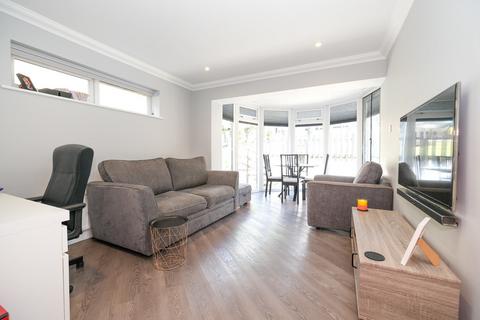Denvion Rushmore Hill, Orpington, BR6 7NQ