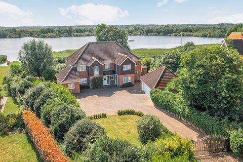 5 bedroom detached house for sale, Hoveton