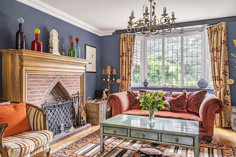 Upperfield Cottage Upperfield, Easebourne, Midhurst, GU29 9AE