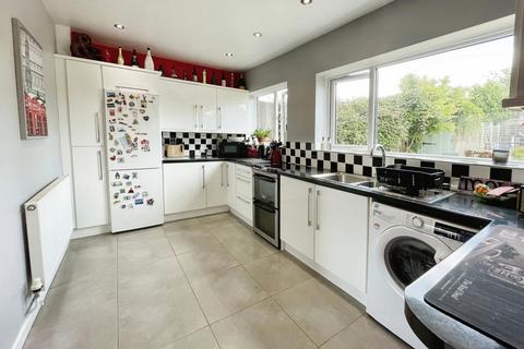 3 bedroom semi-detached house for sale, Parkers Avenue, Wick, Bristol, South Gloucestershire