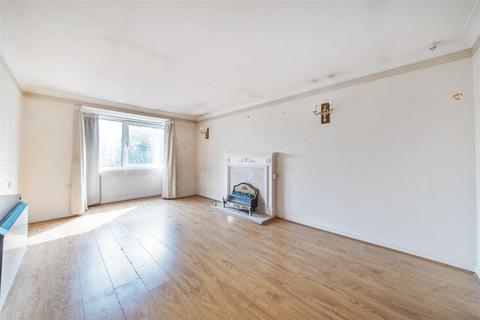 1 bedroom retirement property for sale, Elstree Road, Bushey WD23