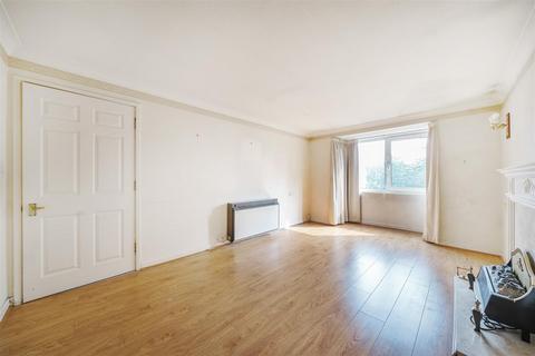 1 bedroom retirement property for sale, Elstree Road, Bushey WD23