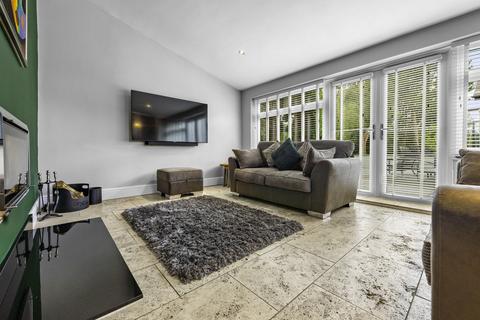 4 bedroom detached house for sale, Star Lane, Capel Llanilltern, Cardiff