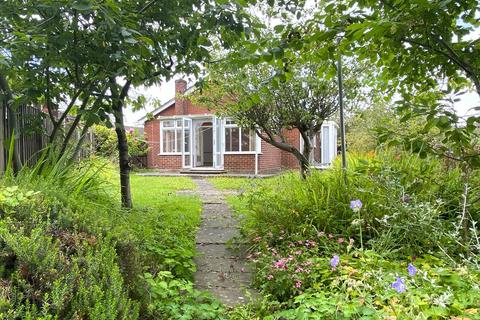 2 bedroom detached bungalow for sale, Holly Grove, Sheringham NR26