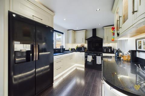 4 bedroom detached house for sale, Moncreiff Drive, Stretton