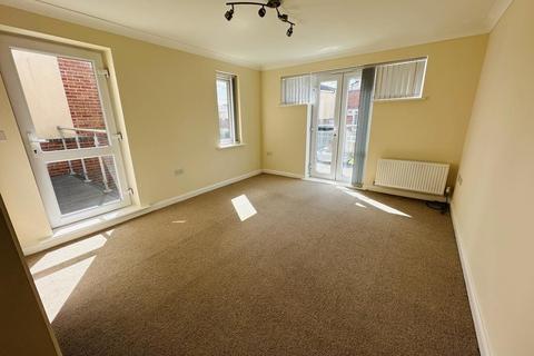 3 bedroom link detached house to rent, Barlow Close, Chorley PR7