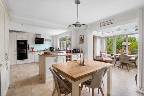 11 Balmoral Close, Fernhill Heath, Worcester, WR3 7XQ