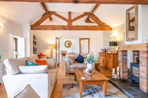 Oak Lodge Fockbury Road, Dodford, Bromsgrove, B61 9AP