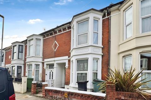 5 bedroom terraced house to rent, Lawrence Road, Southsea PO5