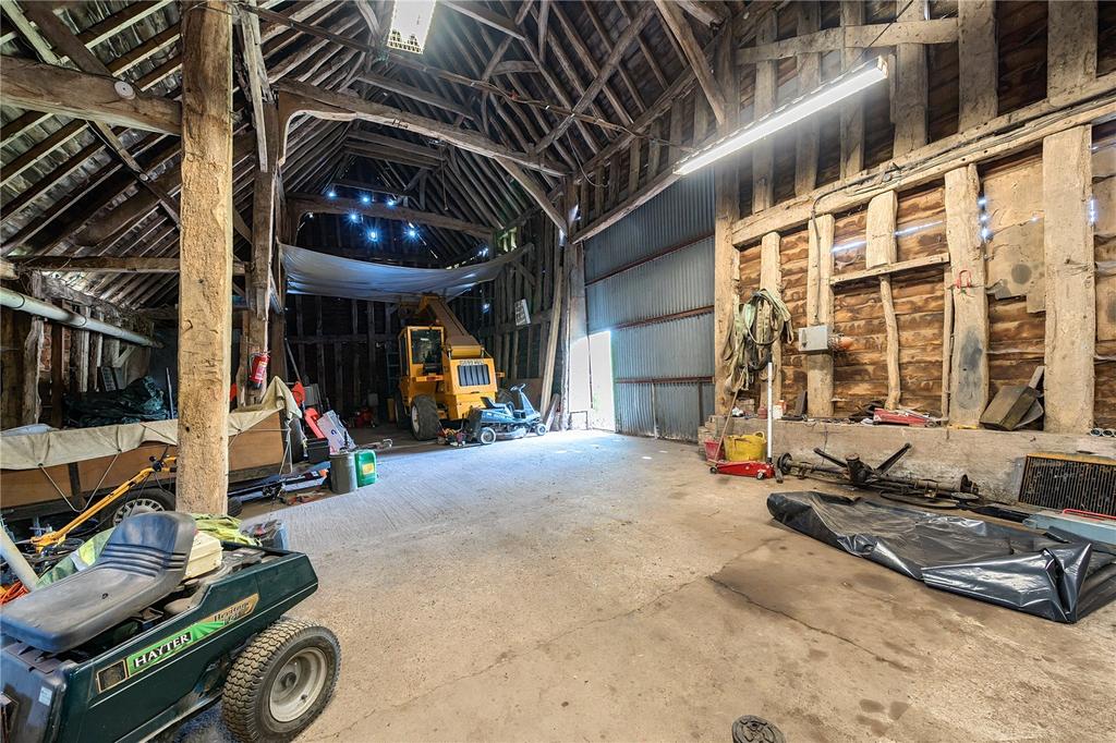 Barn