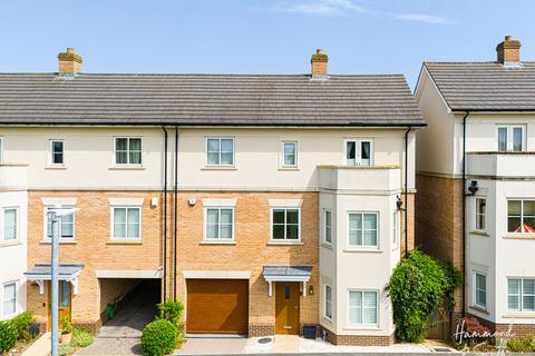 36 Buckingham Road, Epping, CM16 5AG