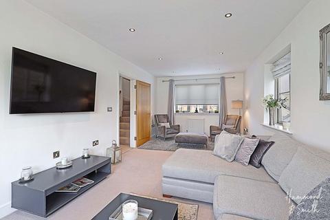 36 Buckingham Road, Epping, CM16 5AG