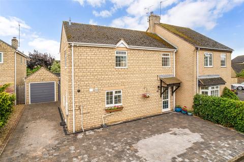 3 bedroom semi-detached house for sale, Phillips Road, Broadway, Worcestershire, WR12