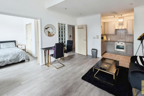 1 bedroom apartment for sale, The Hophouse, St. Mary Street, Cardiff