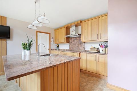 7 Burlington Road, Sheffield, S17 3NQ