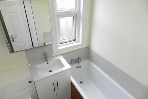 5 bedroom terraced house for sale, Headingley Avenue, Leeds