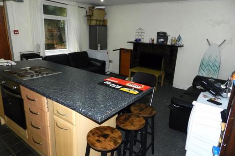 7 bedroom terraced house for sale, Buckingham Mount, Leeds