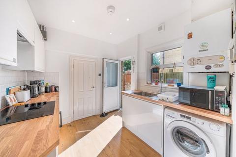 28 Little Roke Avenue, Kenley, CR8 5NG