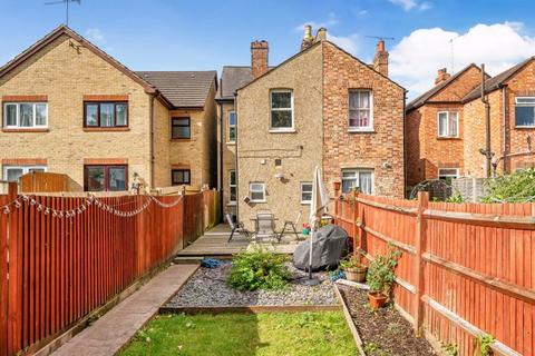 28 Little Roke Avenue, Kenley, CR8 5NG