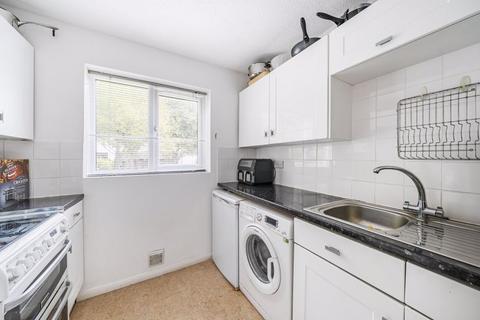 75 Aveling Close, Purley, CR8 4DX
