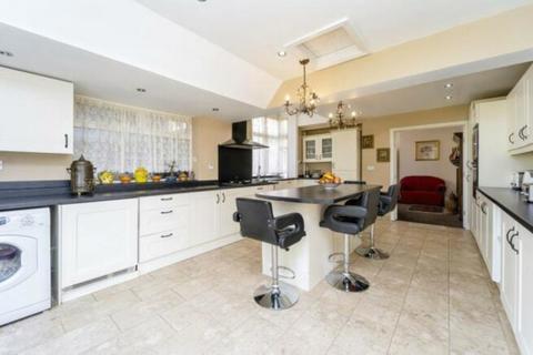 6 bedroom semi-detached house for sale, Dagger Lane, West Bromwich, Sandwell