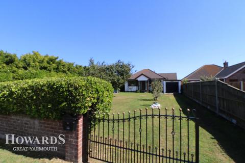 3 bedroom detached bungalow for sale, Bush Road, Winterton-On-Sea