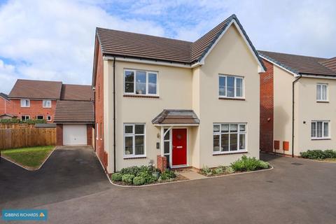 4 bedroom detached house for sale, Rose Close, Wellington