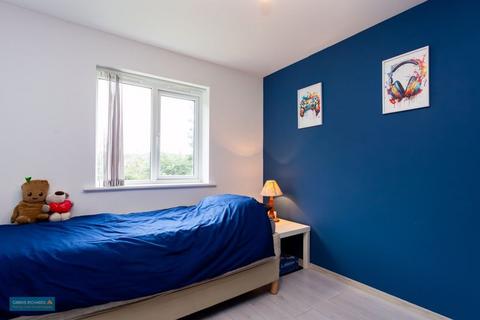 40 Hob Close, Monkton Heathfield, Taunton, TA2 8GL