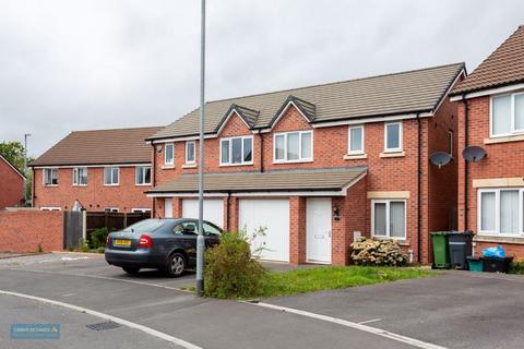 40 Hob Close, Monkton Heathfield, Taunton, TA2 8GL