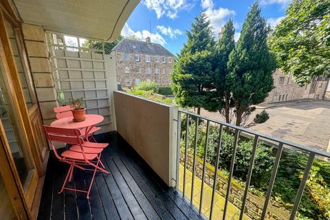 2 bedroom flat to rent, Canongate, Old Town, Edinburgh, EH8