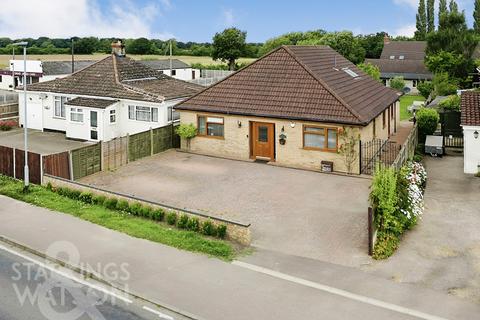 5 bedroom chalet for sale, Ketts Oak, Hethersett, Norwich