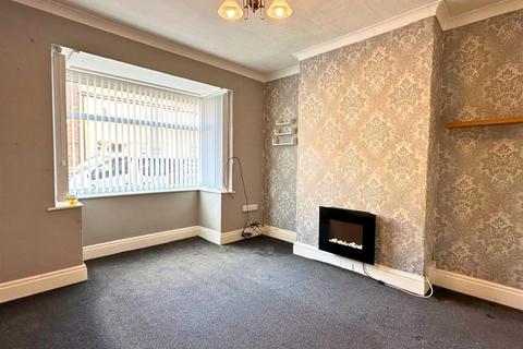 3 bedroom semi-detached house for sale, Hermitage Road, Bridlington YO16