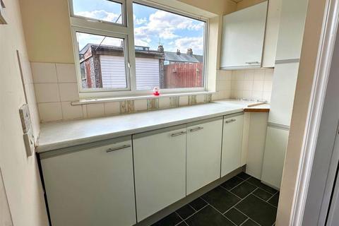 3 bedroom semi-detached house for sale, Hermitage Road, Bridlington YO16