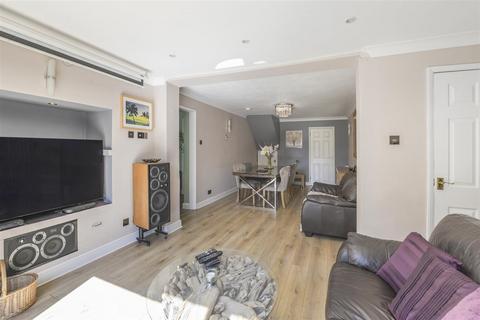 4 bedroom detached house for sale, Medway Meadows, East Peckham, Tonbridge